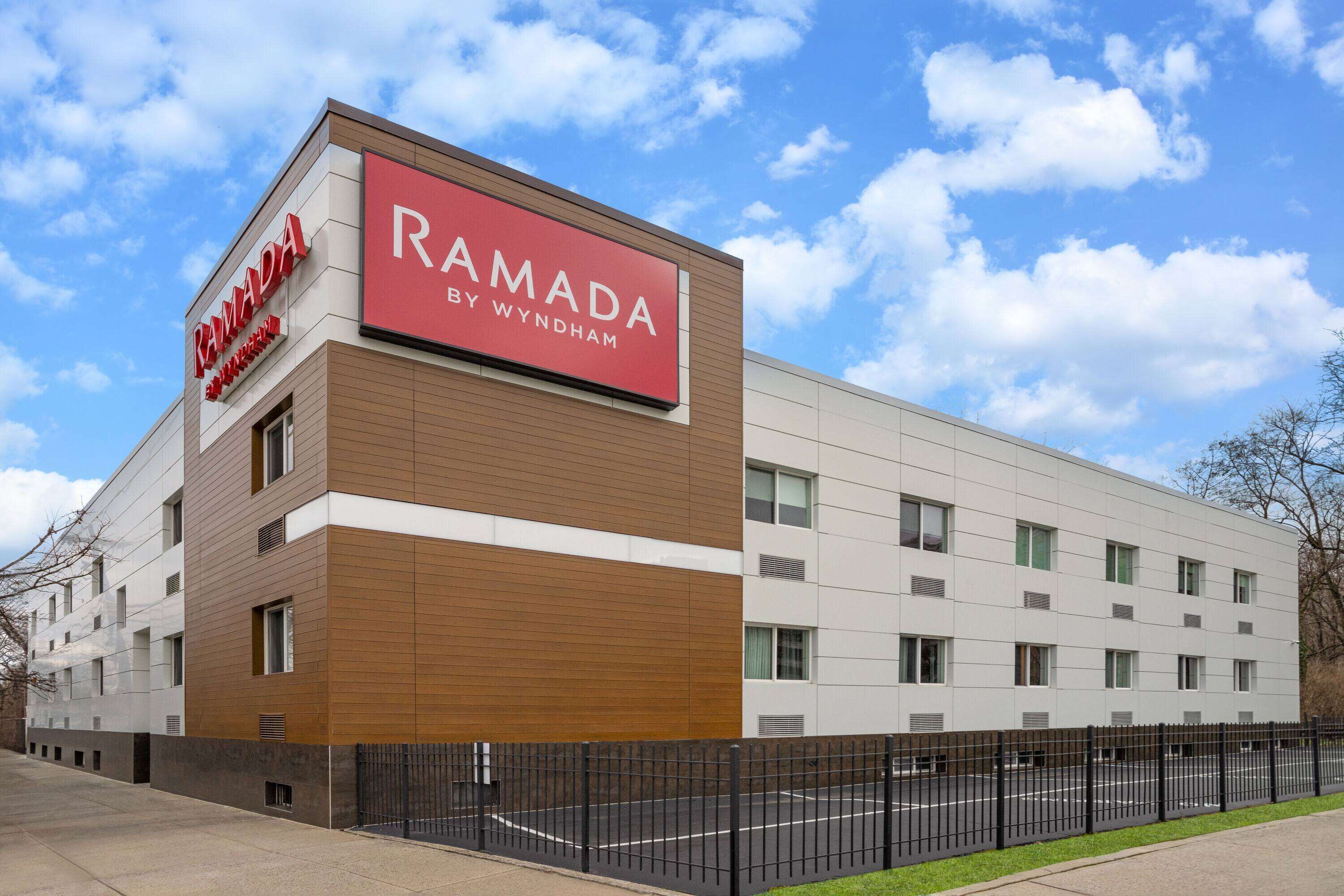Foto - Ramada by Wyndham Bronx