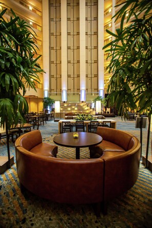 Lobby - Embassy Suites by Hilton Columbus Dublin (Dublin)