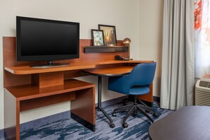 Executive Suite, 1 King Bed with Sofa bed | Premium bedding, desk, iron/ironing board, free cots/infant beds - Fairfield inn by Marriott North Little Rock (North Little Rock)