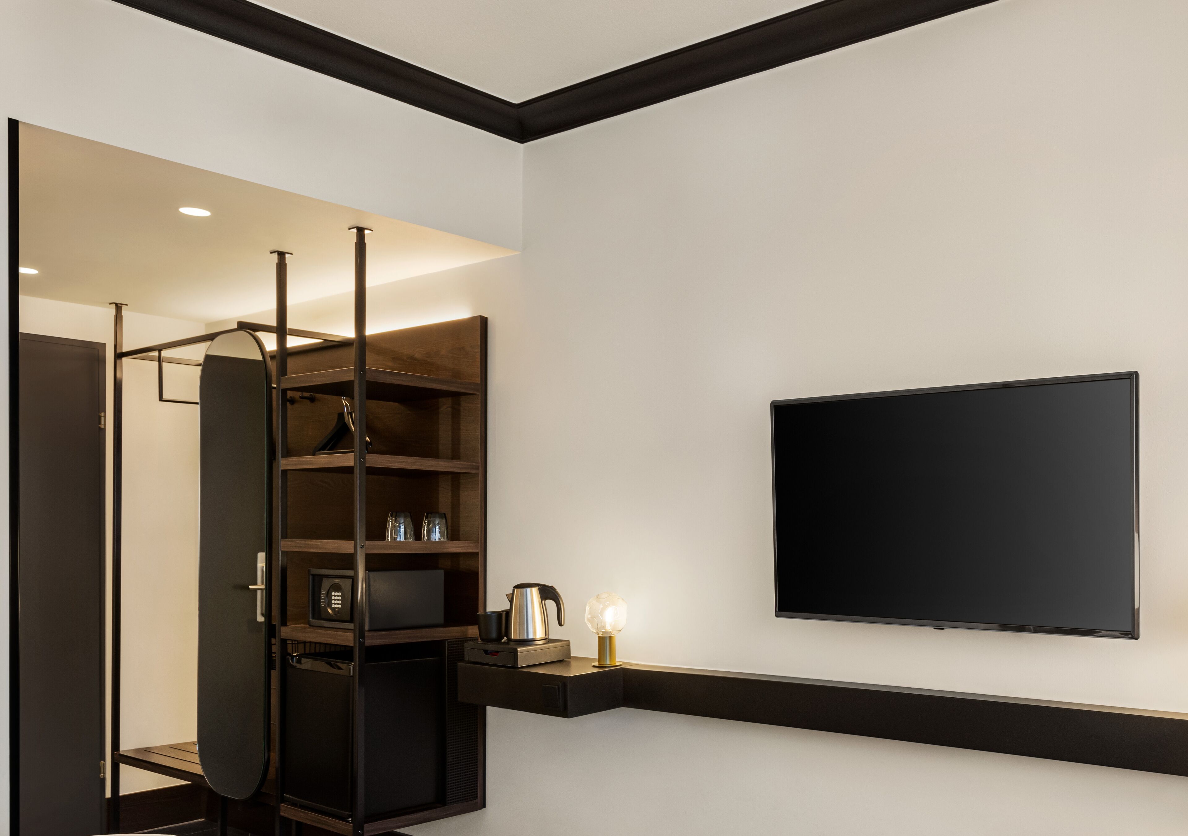 hypo-allergenic bedding, in-room safe, individually decorated