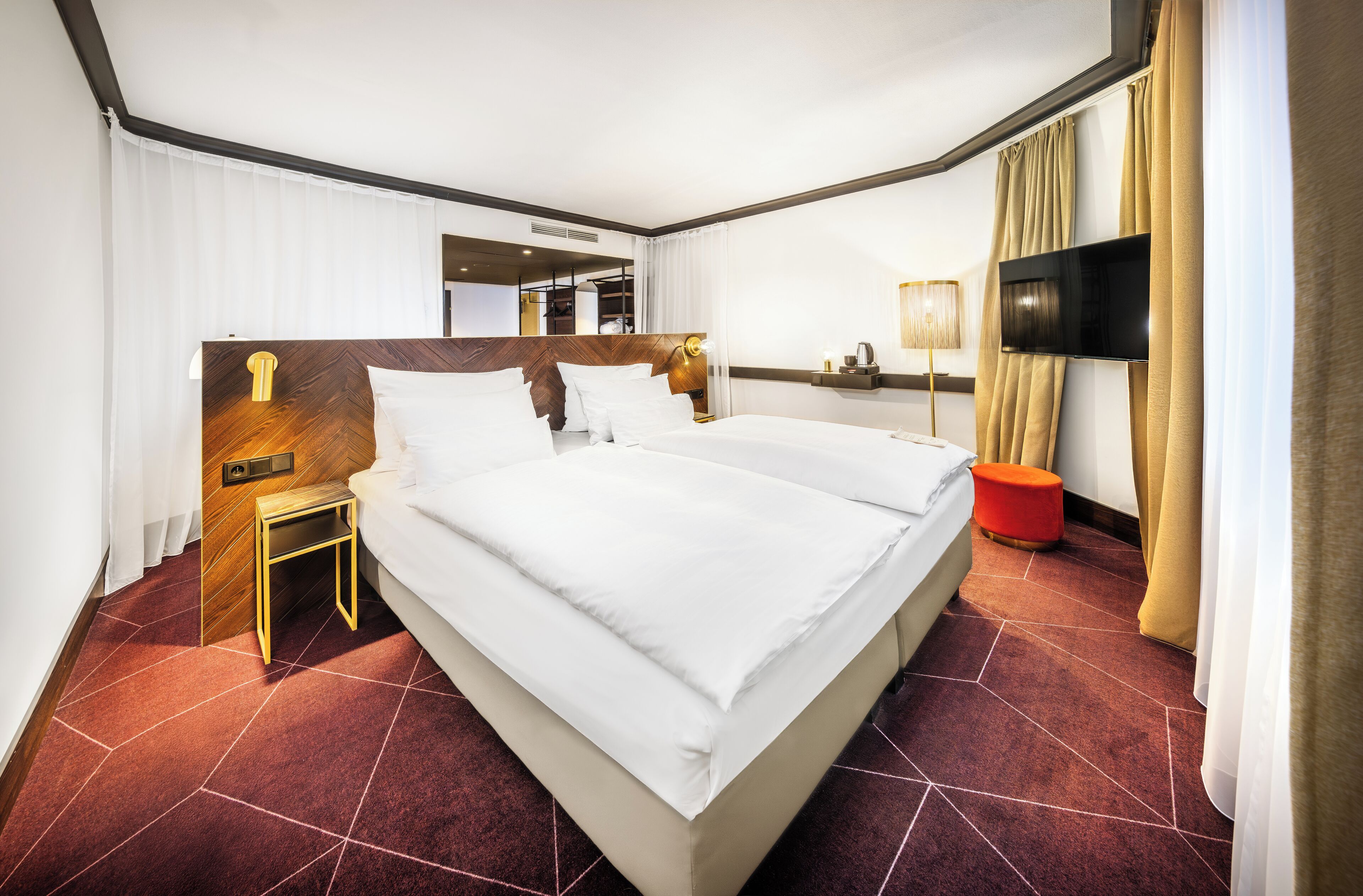 Junior Double Room | Hypo-allergenic bedding, in-room safe, individually decorated