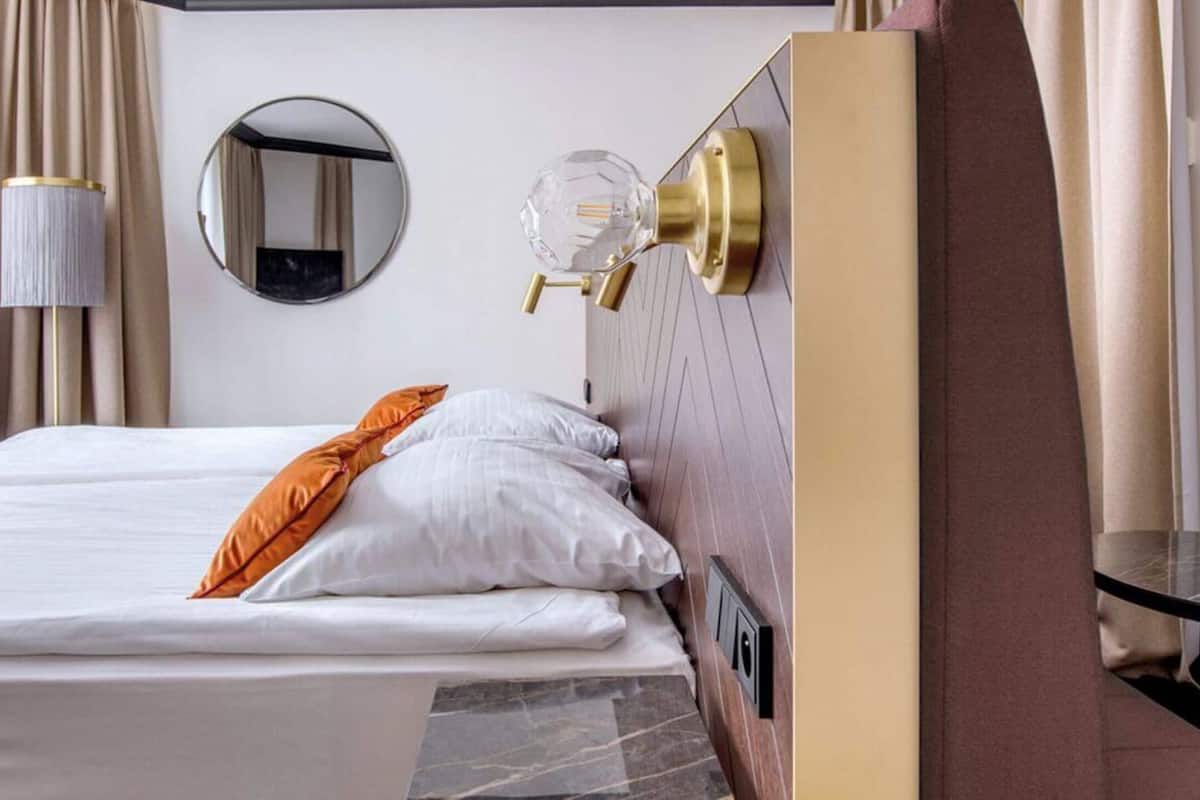 Roupas de cama antialérgicas, cofres nos quartos