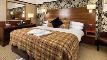 In-room safe, desk, iron/ironing board, free WiFi