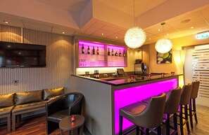 Bar (on property) - Leonardo Hotel Nürnberg (Nuremberg)