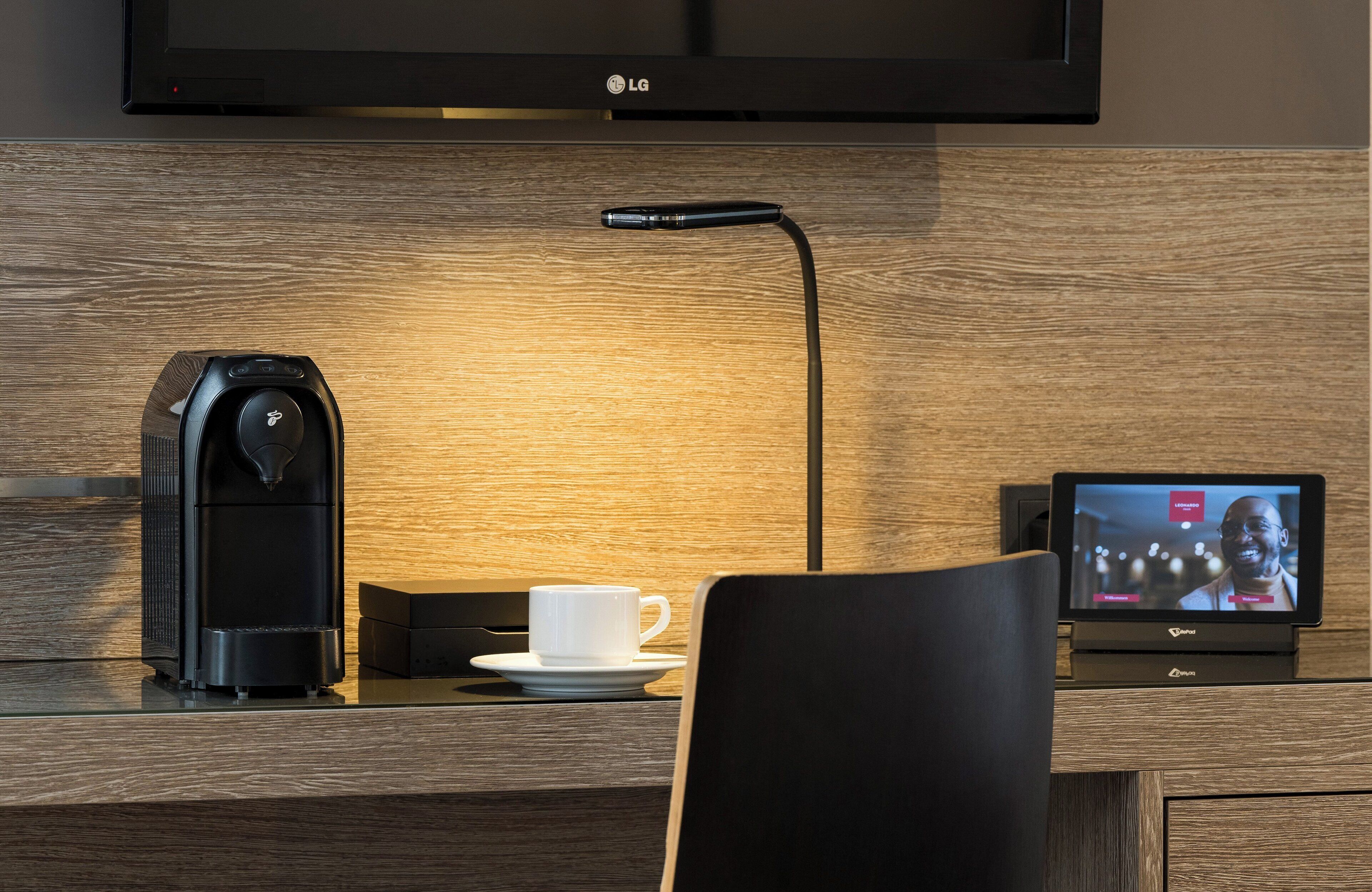 Comfort Single Room | In-room safe, desk, laptop workspace, iron/ironing board