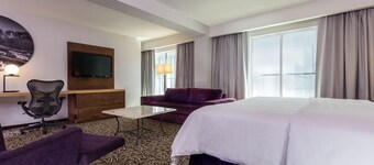 Krystal Urban Monterrey