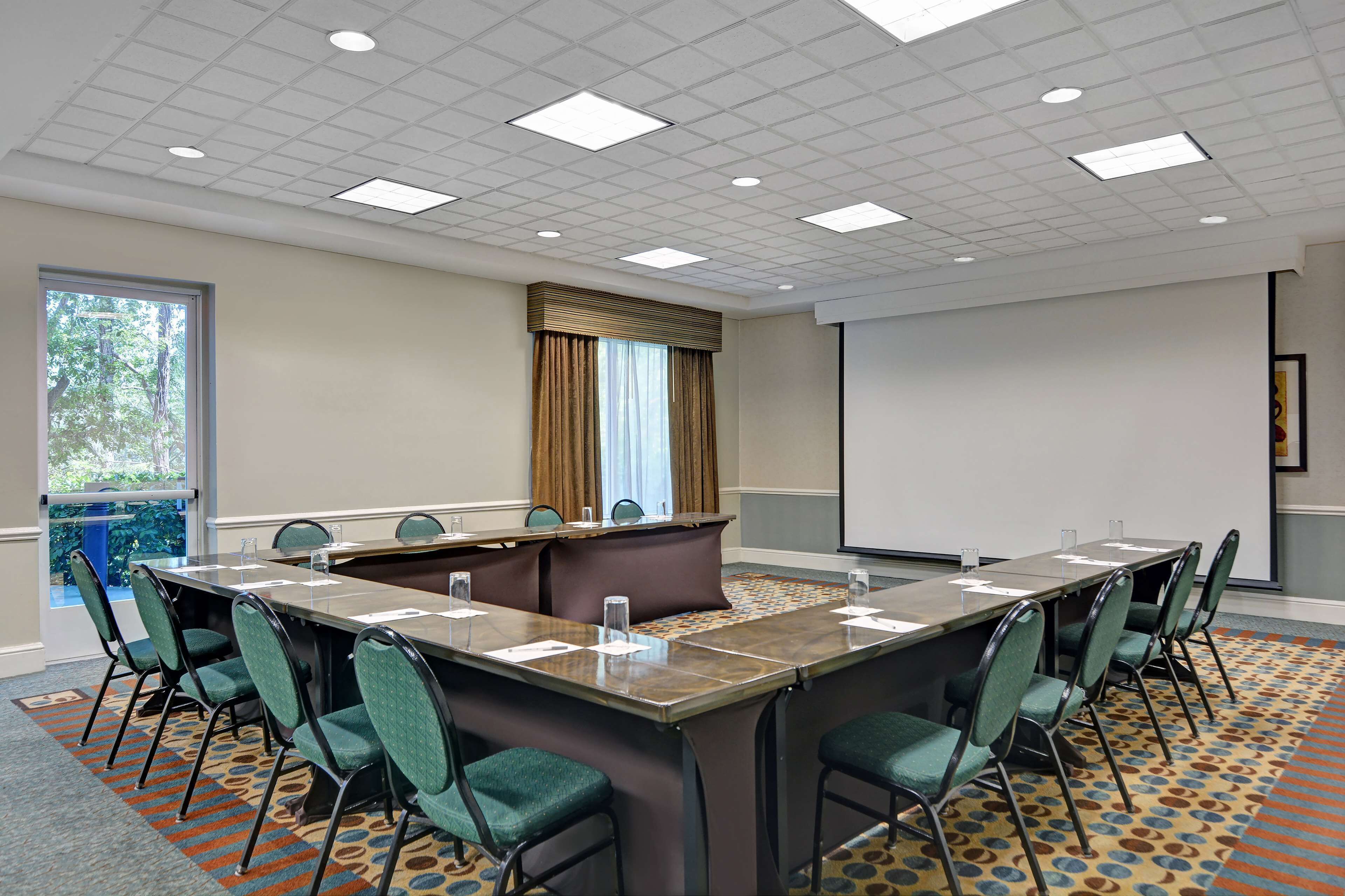 Photo - Hilton Garden Inn Jacksonville JTB/Deerwood Park