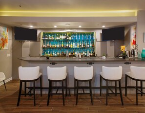 Serves breakfast, dinner, and happy hour
