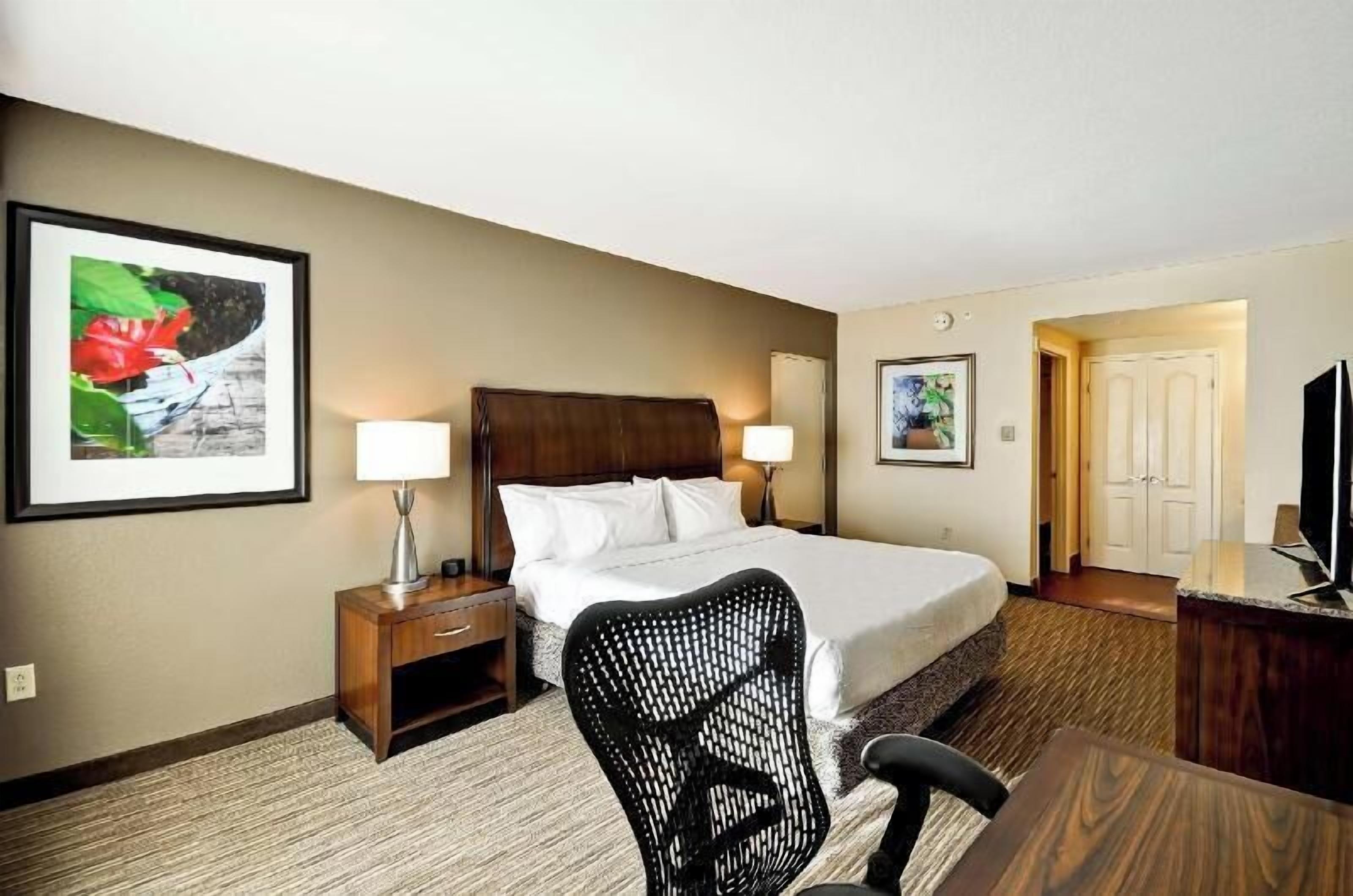 Premium bedding, Select Comfort beds, in-room safe, desk