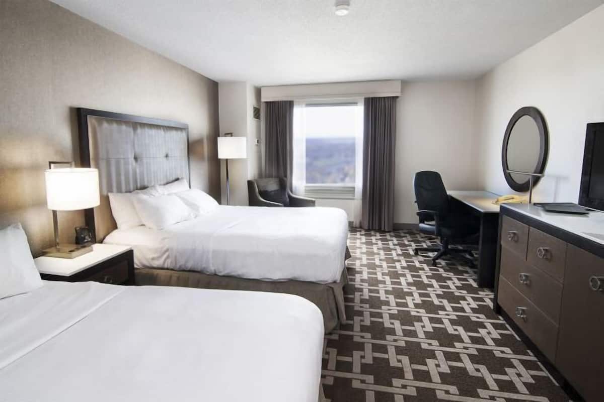 1 bedroom, hypo-allergenic bedding, in-room safe, desk