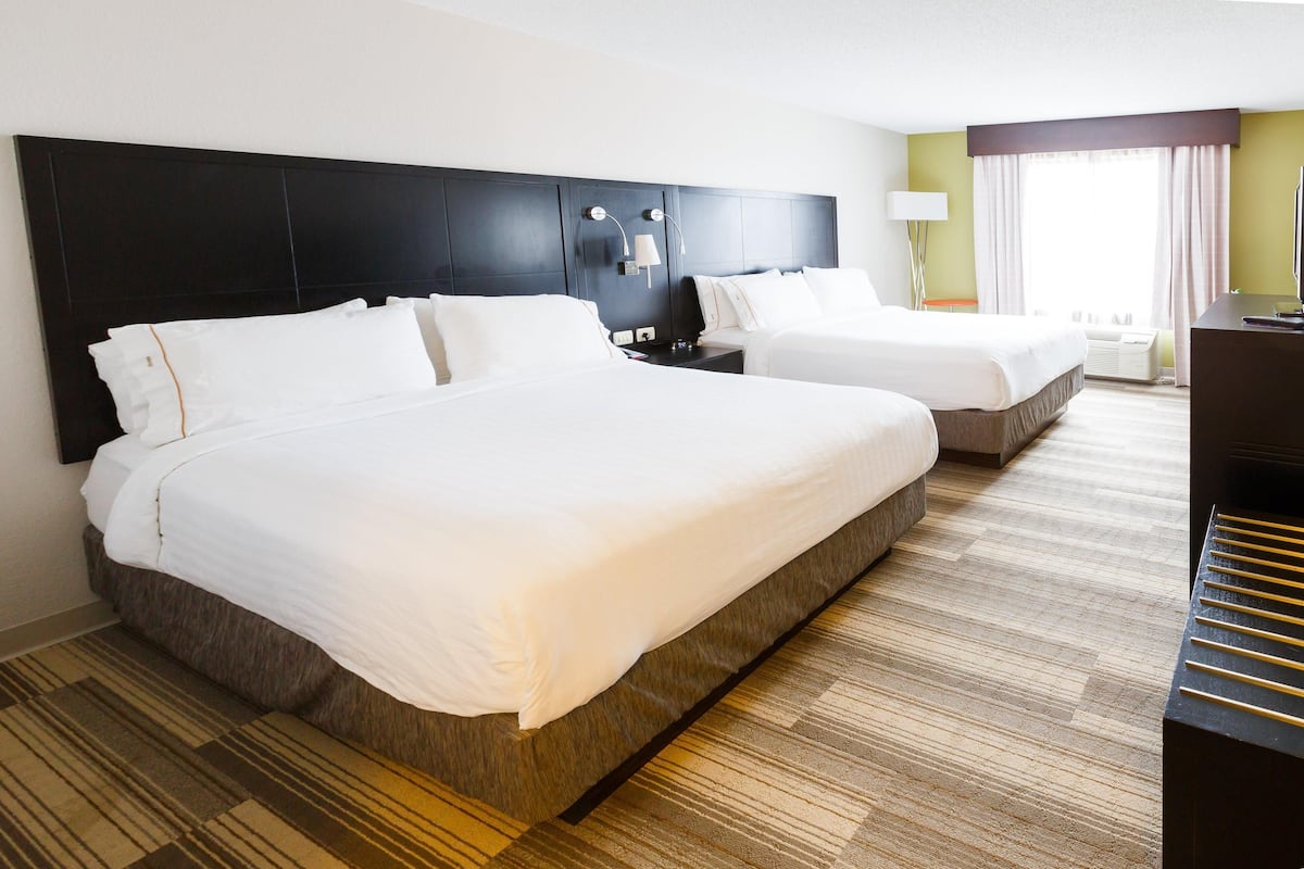 Premium bedding, pillowtop beds, desk, laptop workspace