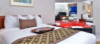 Lexington Inn & Suites Windsor