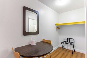 Fasilitas kamar
