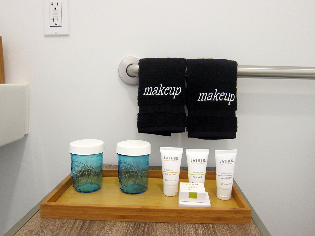 queen with patio ada | accessible bathroom