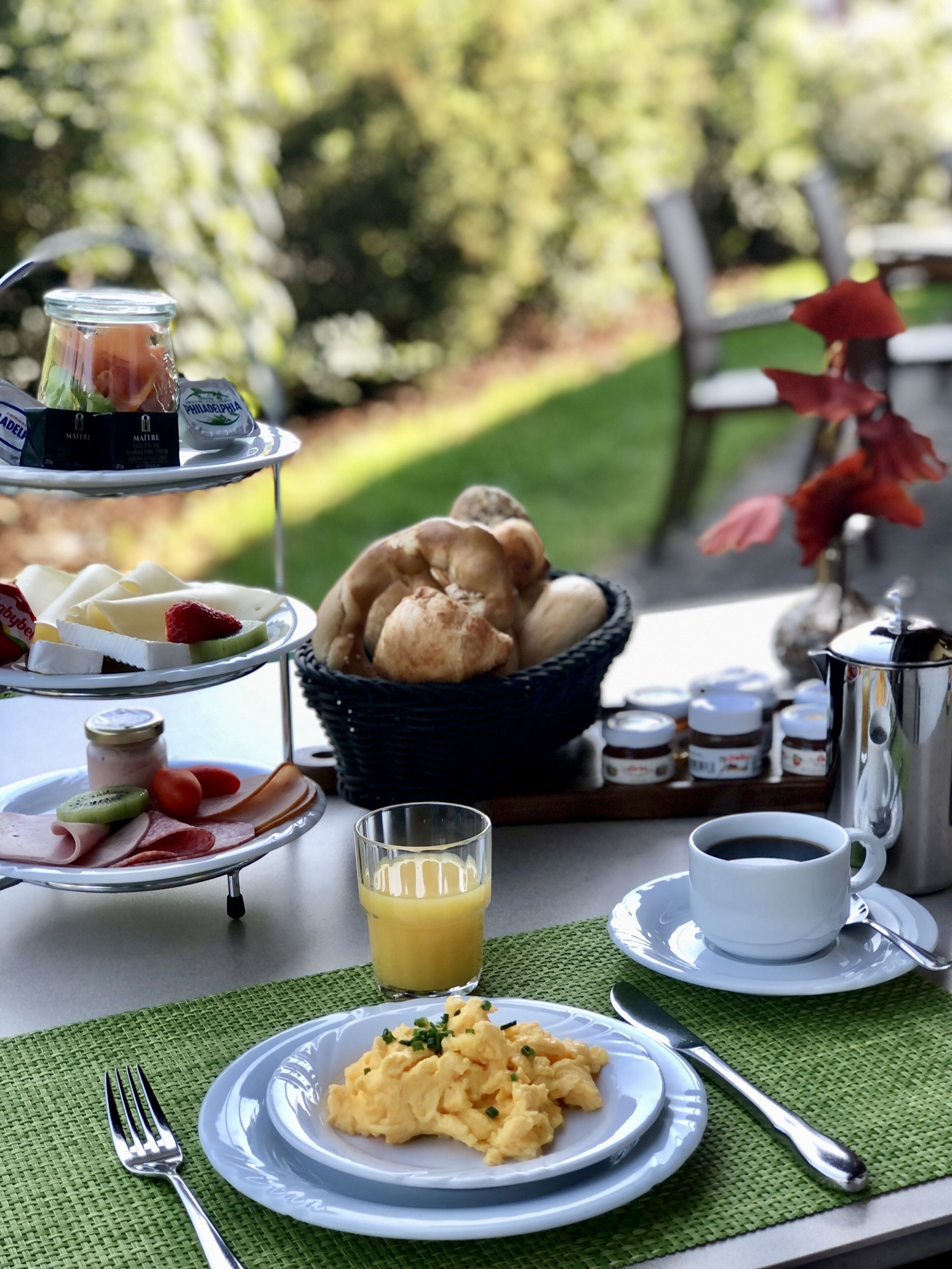 breakfast and dinner served, german cuisine