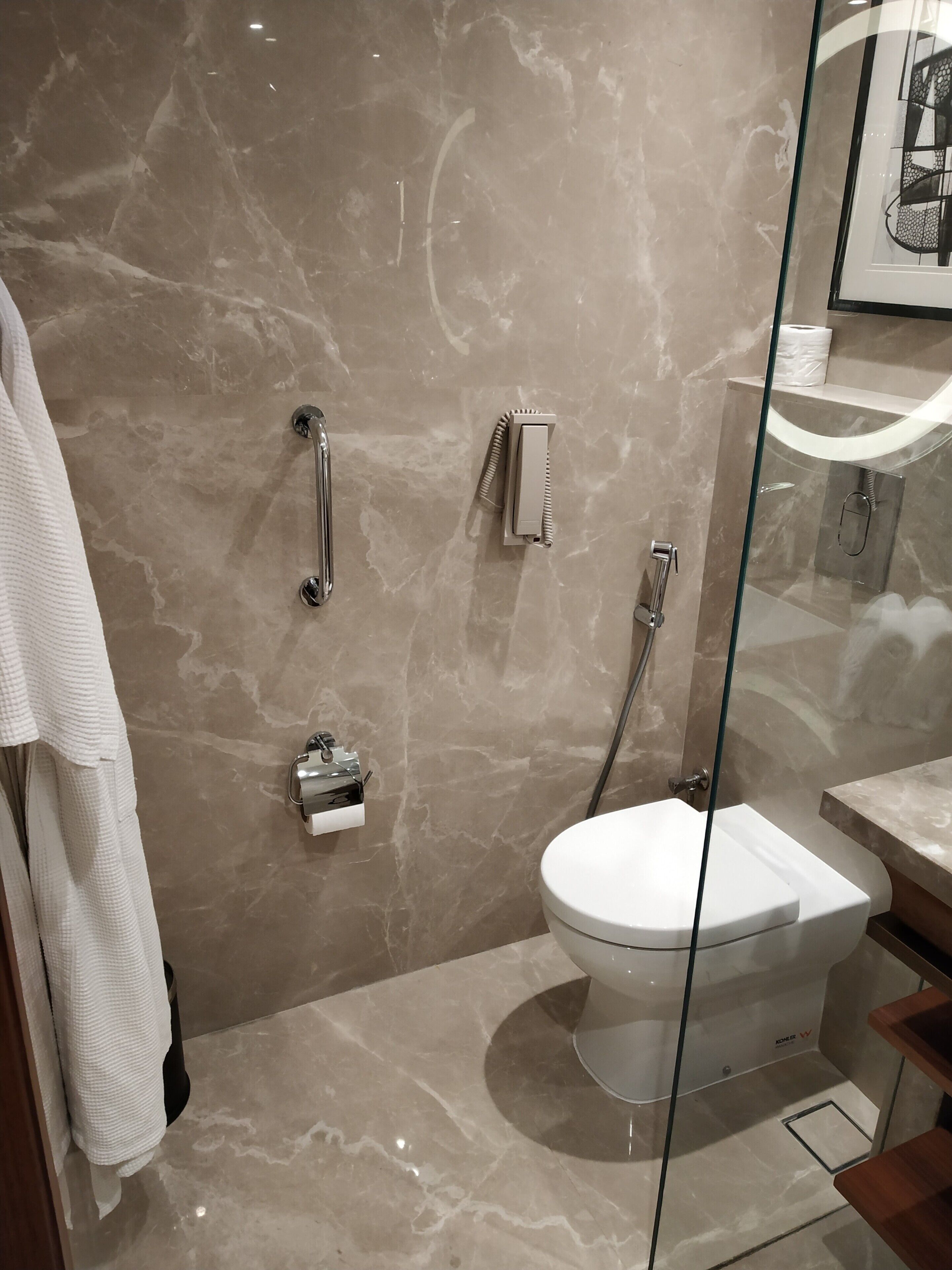 Luxury Room , 2 Twin Bed , View | Bathroom | Shower, designer toiletries, hair dryer, bathrobes