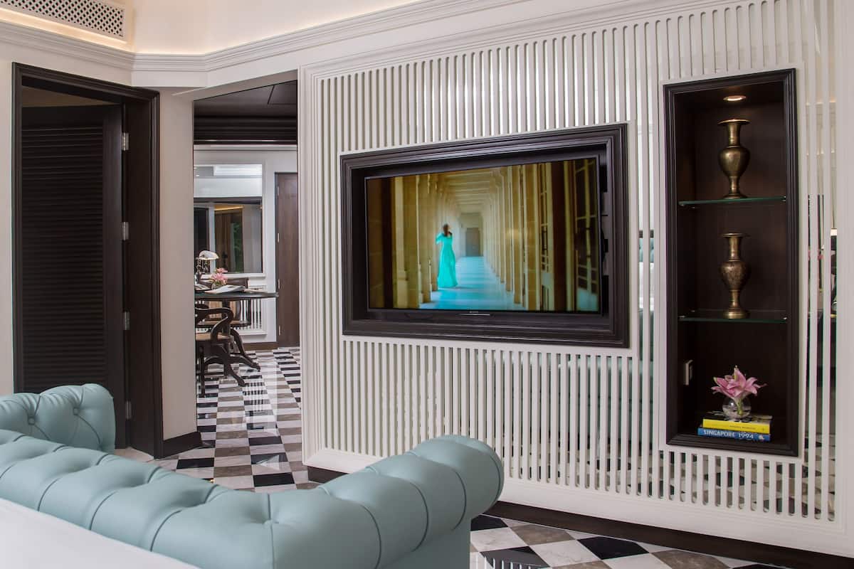 TV, DVD player, pay movies