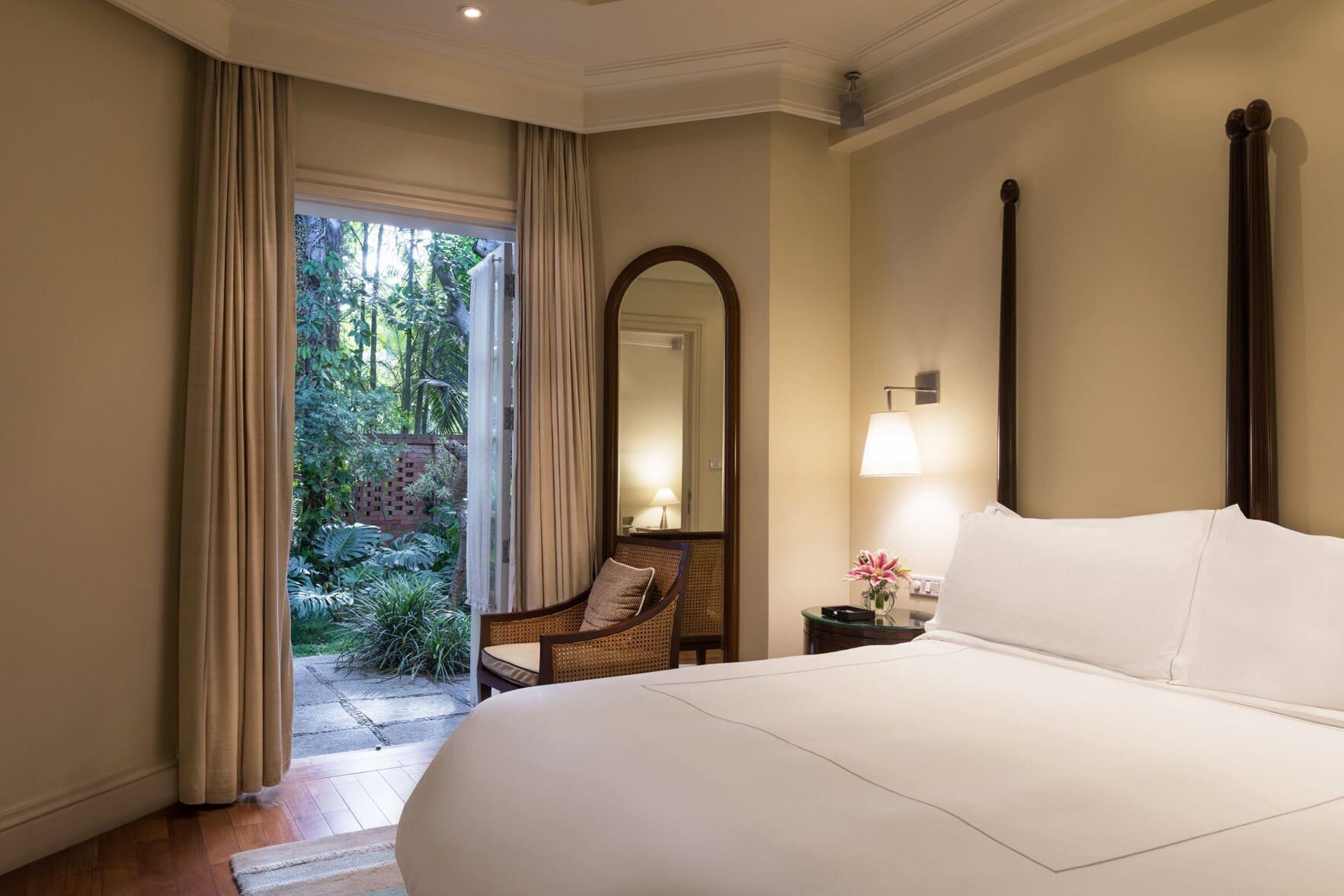 Sábanas italianas Frette, ropa de cama de alta calidad y cubrecamas 