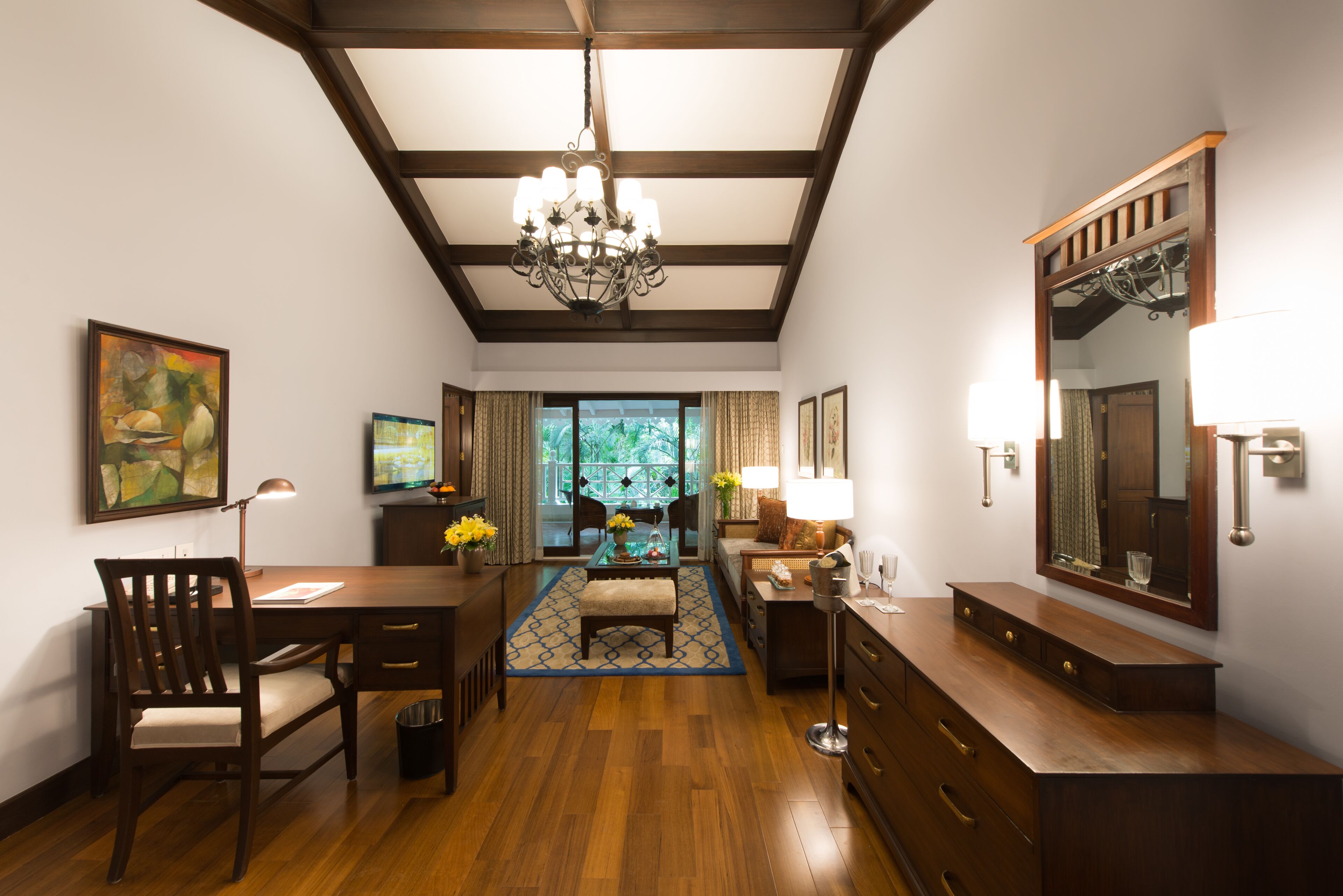 luxury suite, 1 king bed, garden view | living area | 50-inch lcd tv with satellite channels, tv