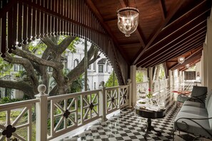 Terrace/patio - Taj West End (Bengaluru)