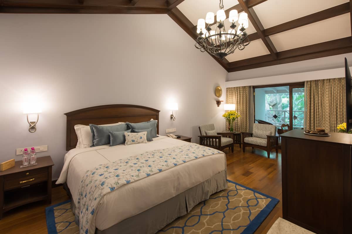 Suite Luxe, 1 très grand lit, vue jardin