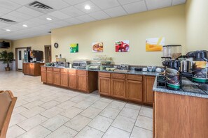 Free daily continental breakfast