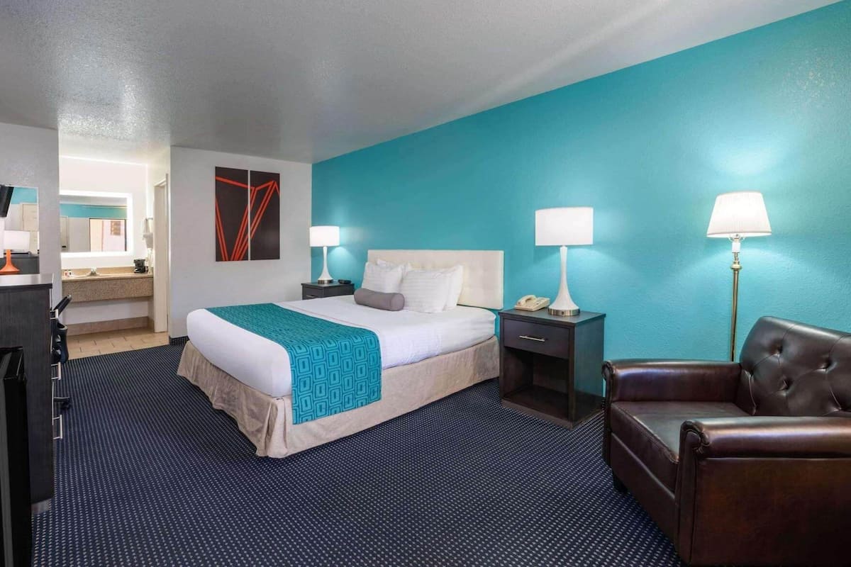 1 bedroom, premium bedding, desk, iron/ironing board