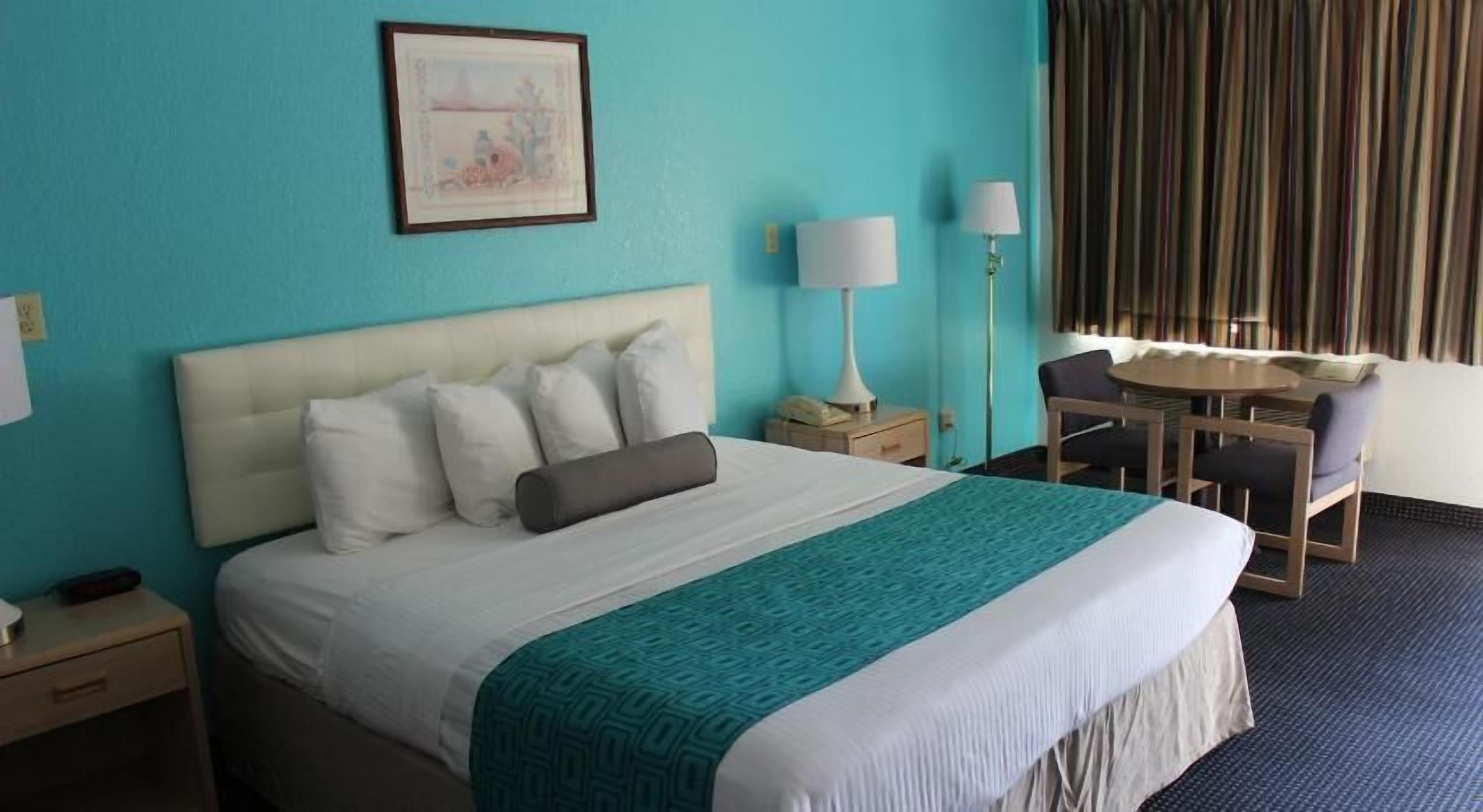 1 bedroom, premium bedding, desk, iron/ironing board