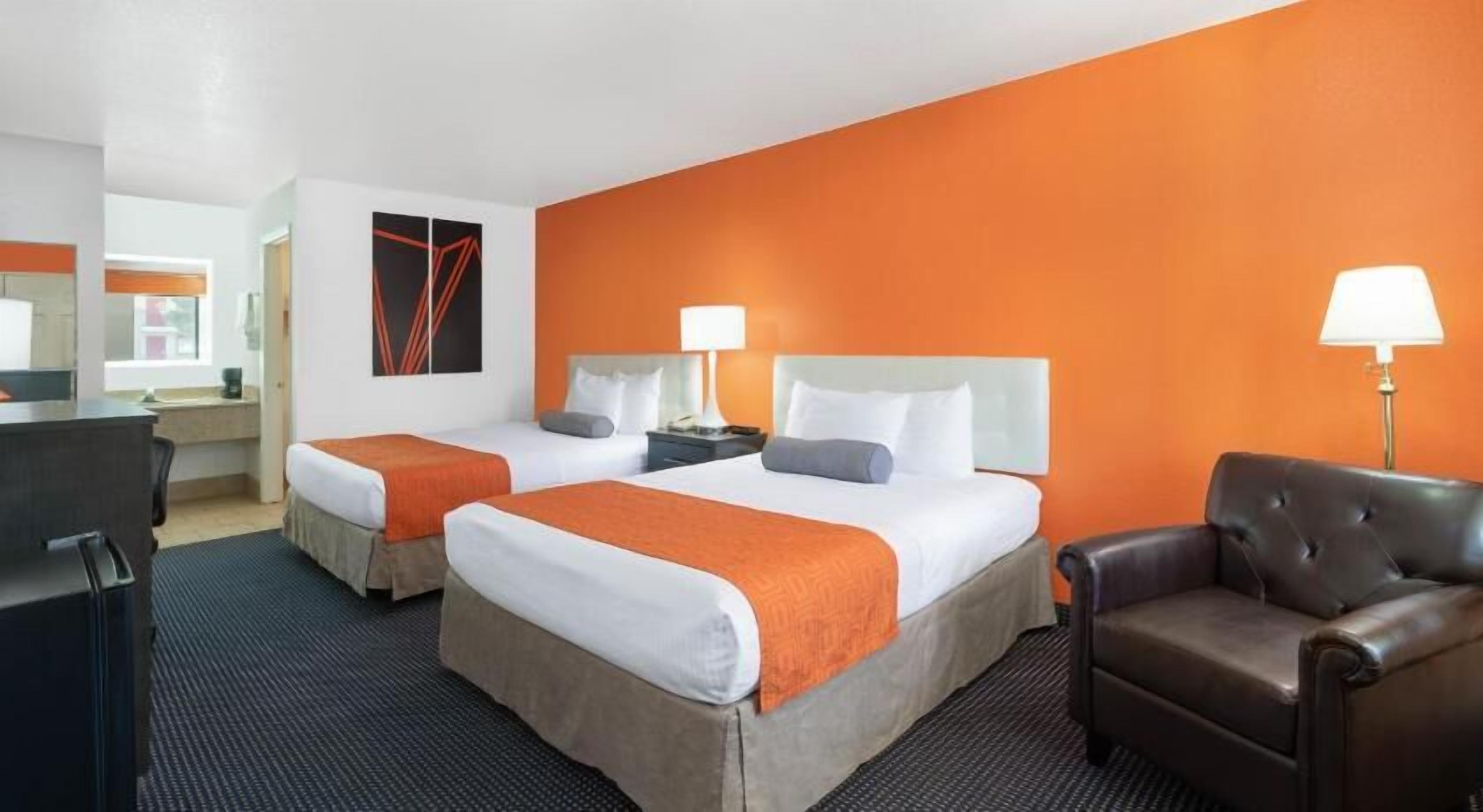 1 bedroom, premium bedding, desk, iron/ironing board