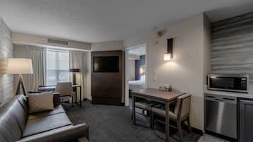 Premium bedding, pillowtop beds, desk, laptop workspace