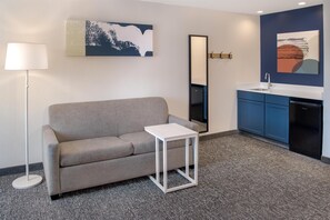 TV, pay movies - Spark by Hilton St. Robert Fort Leonard Wood (St. Robert)