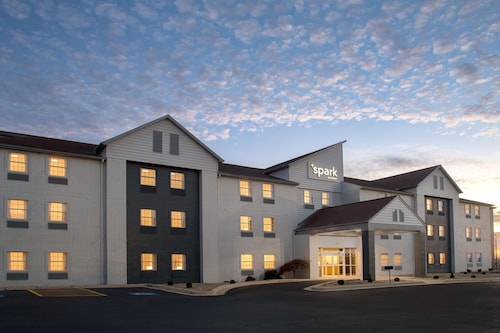 Spark by Hilton St. Robert Fort Leonard Wood