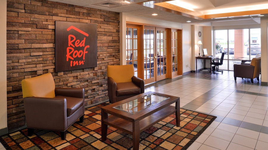 Red Roof Inn Clyde