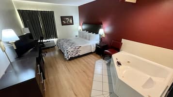 Superior Room, 1 King Bed, Non Smoking, Jetted Tub | Down comforters, in-room safe, blackout drapes, iron/ironing board