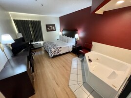 Superior Room, 1 King Bed, Non Smoking, Jetted Tub | Down comforters, in-room safe, blackout drapes, iron/ironing board