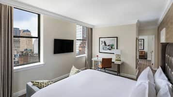 Junior Suite, 1 Bedroom, Non Smoking | 1 bedroom, Frette Italian sheets, premium bedding, down comforters