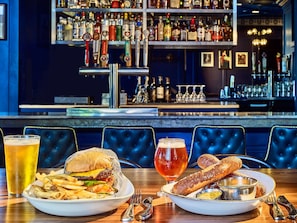 Bar (on property) -  The Royal Sonesta Chase Park Plaza St. Louis (St. Louis)