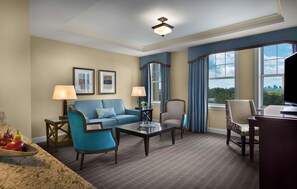 Premium bedding, pillowtop beds, in-room safe, desk -  The Royal Sonesta Chase Park Plaza St. Louis (St. Louis)