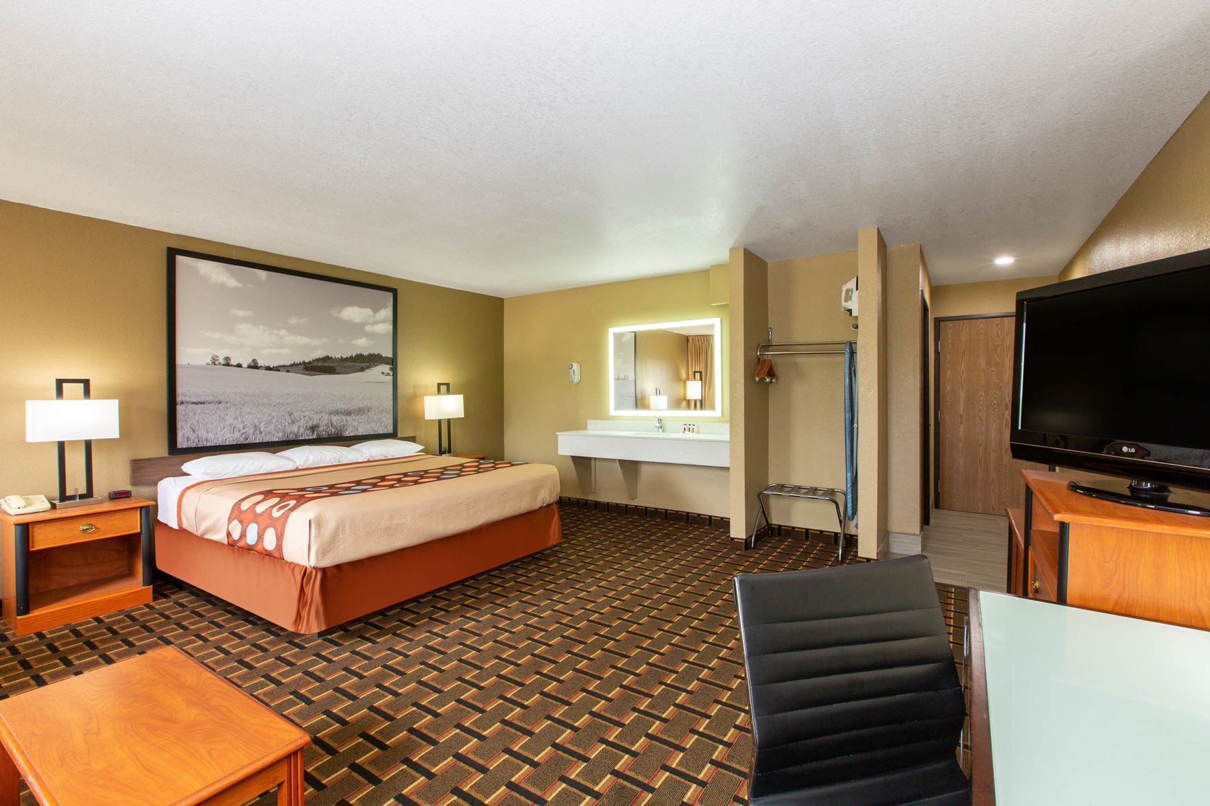 Iron/ironing board, cribs/infant beds, free WiFi, bed sheets