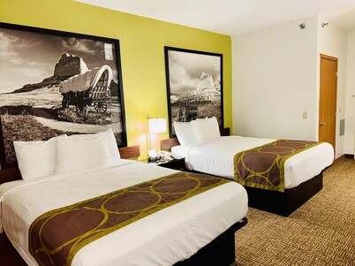 Forest City Inn