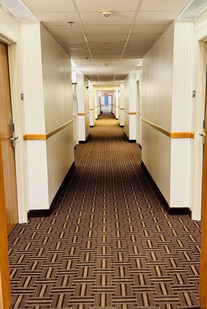 Front of property - Forest City Inn (Forest City)