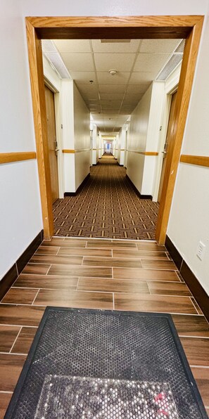 Front of property - Forest City Inn (Forest City)