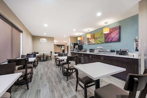 Free buffet breakfast