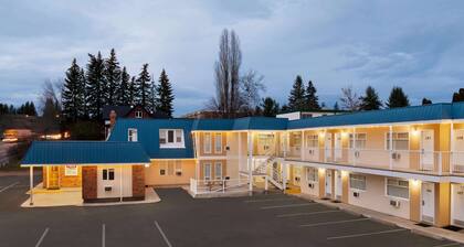 Travelodge by Wyndham Quesnel