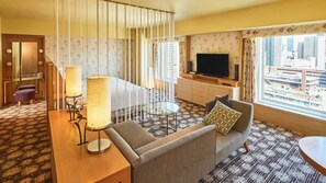 1 bedroom, down duvets, minibar, in-room safe