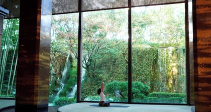 RIHGA Royal Hotel Osaka, Vignette Collection by IHG