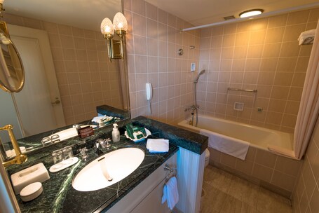 RIHGA Royal Hotel Tokyo - Image 10