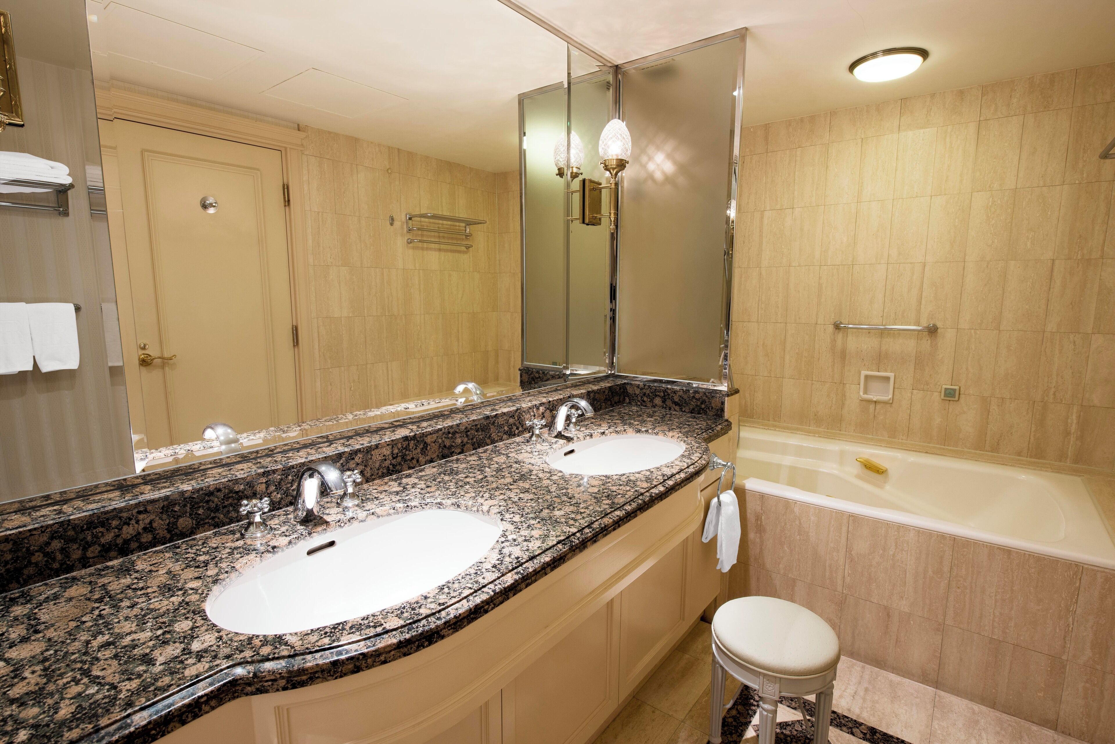 combined shower/bathtub, free toiletries, hair dryer, bathrobes