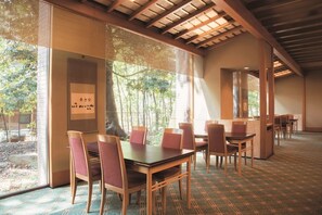 5 Restaurants, Frühstück, Mittagessen, Abendessen, chinesische Küche