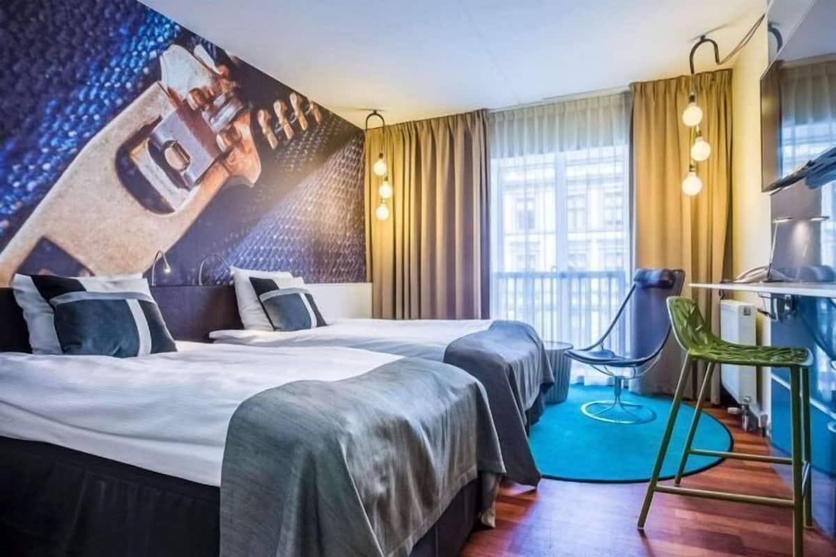 Sistema de insonorización, wifi gratis y ropa de cama